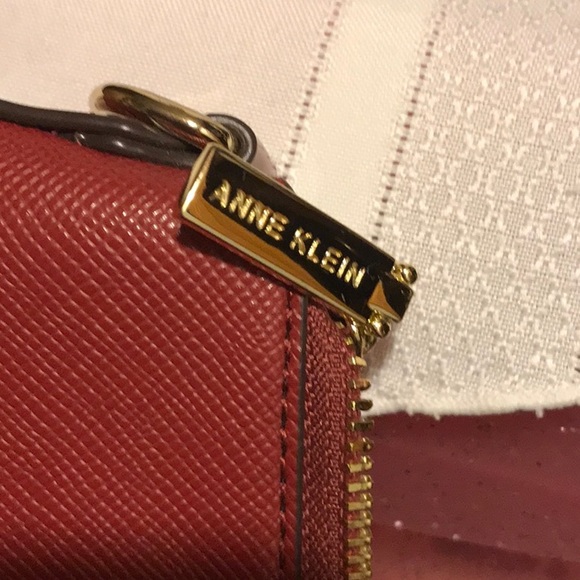 Purse - Picture 5 of 8